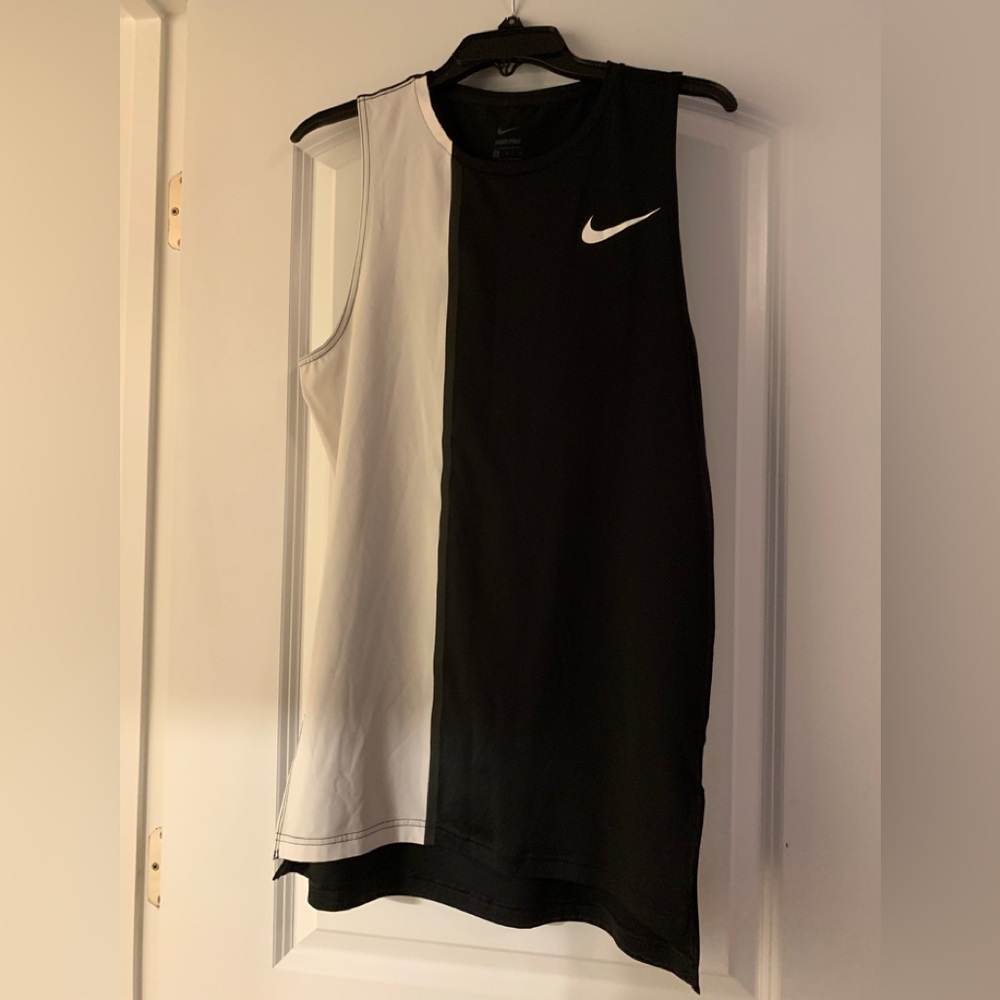 Nike Pro Tank